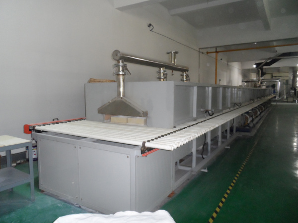 產(chǎn)品用途：工業(yè)粉體燃氣輥道窯，規(guī)格：0.84×29.92米燃氣加熱